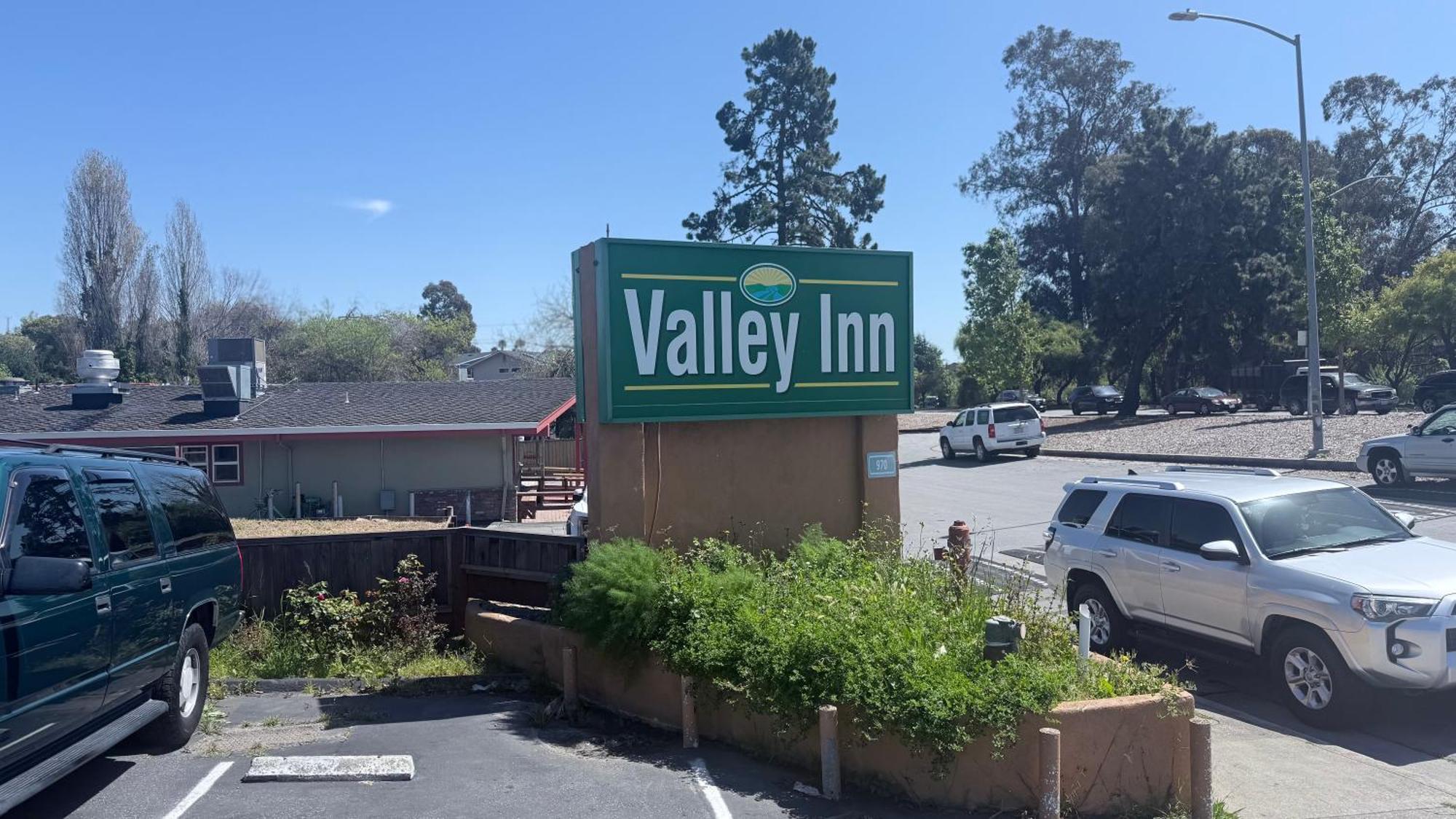 Valley Inn Вотсонвілл Екстер'єр фото